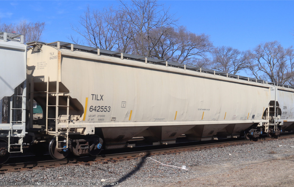 TILX 642553 - Trinity Industries Leasing